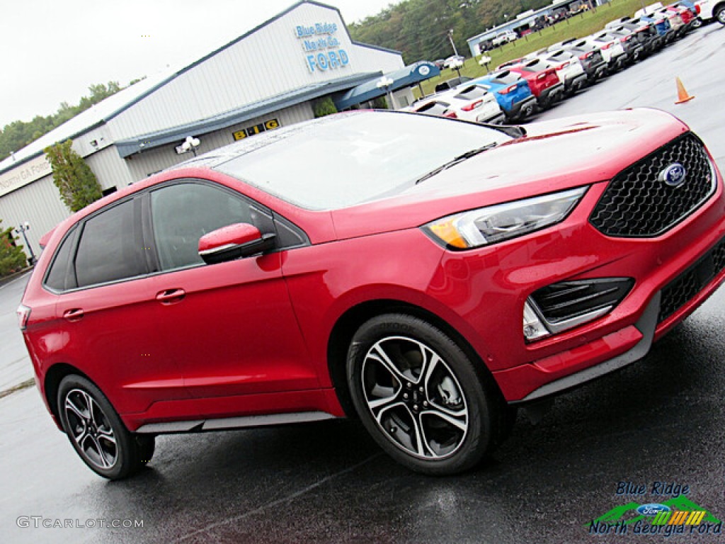 2020 Edge ST AWD - Rapid Red Metallic / Ebony photo #28