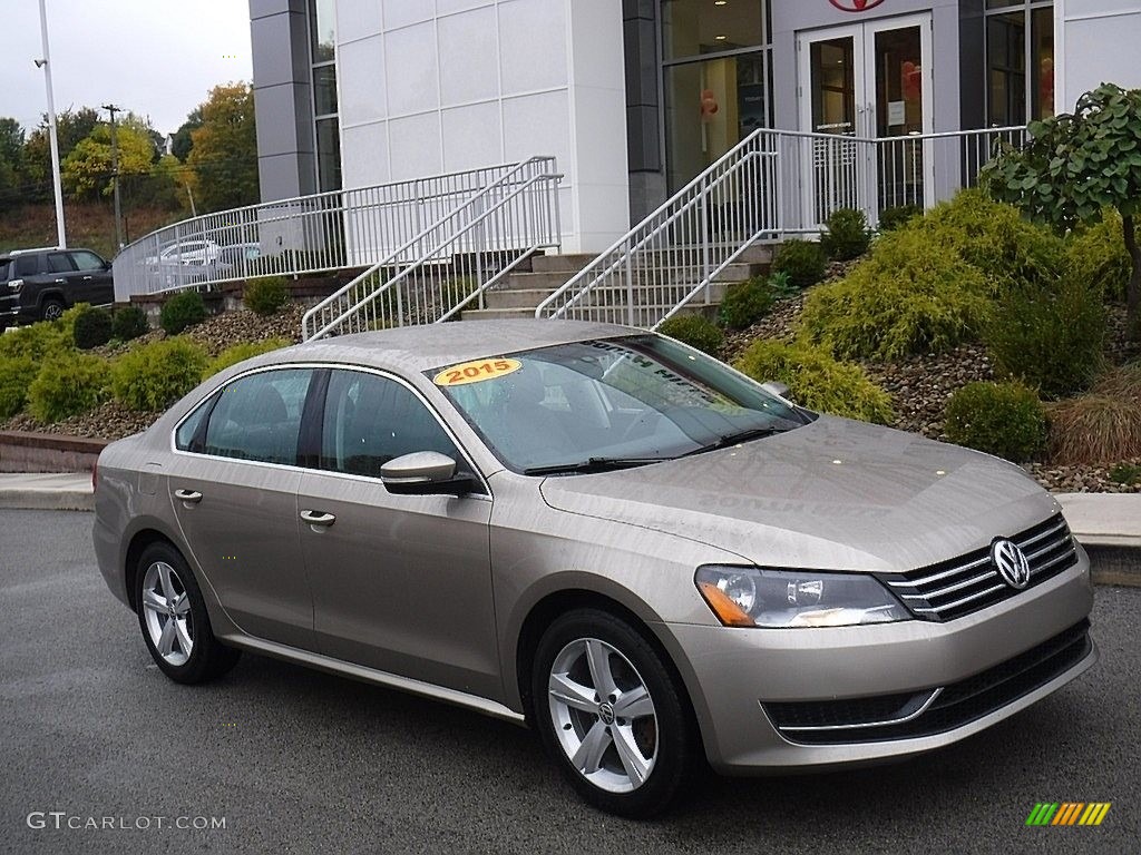 2015 Passat SE Sedan - Titanium Beige / Titan Black photo #1