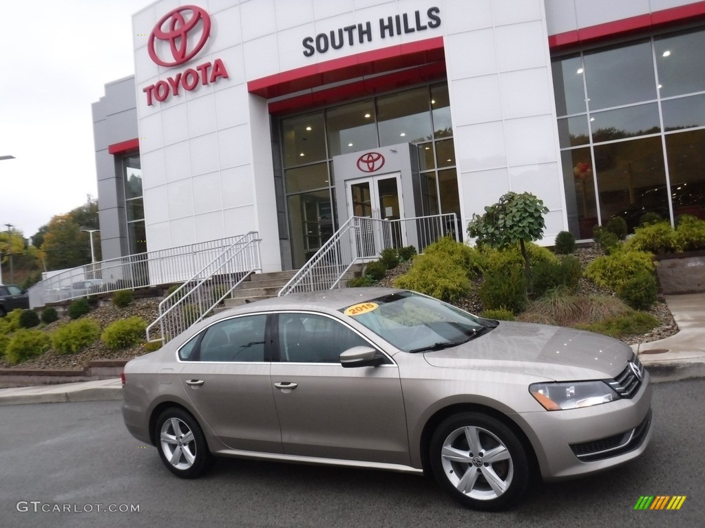2015 Passat SE Sedan - Titanium Beige / Titan Black photo #2