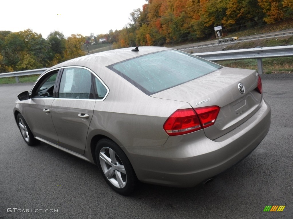 2015 Passat SE Sedan - Titanium Beige / Titan Black photo #12