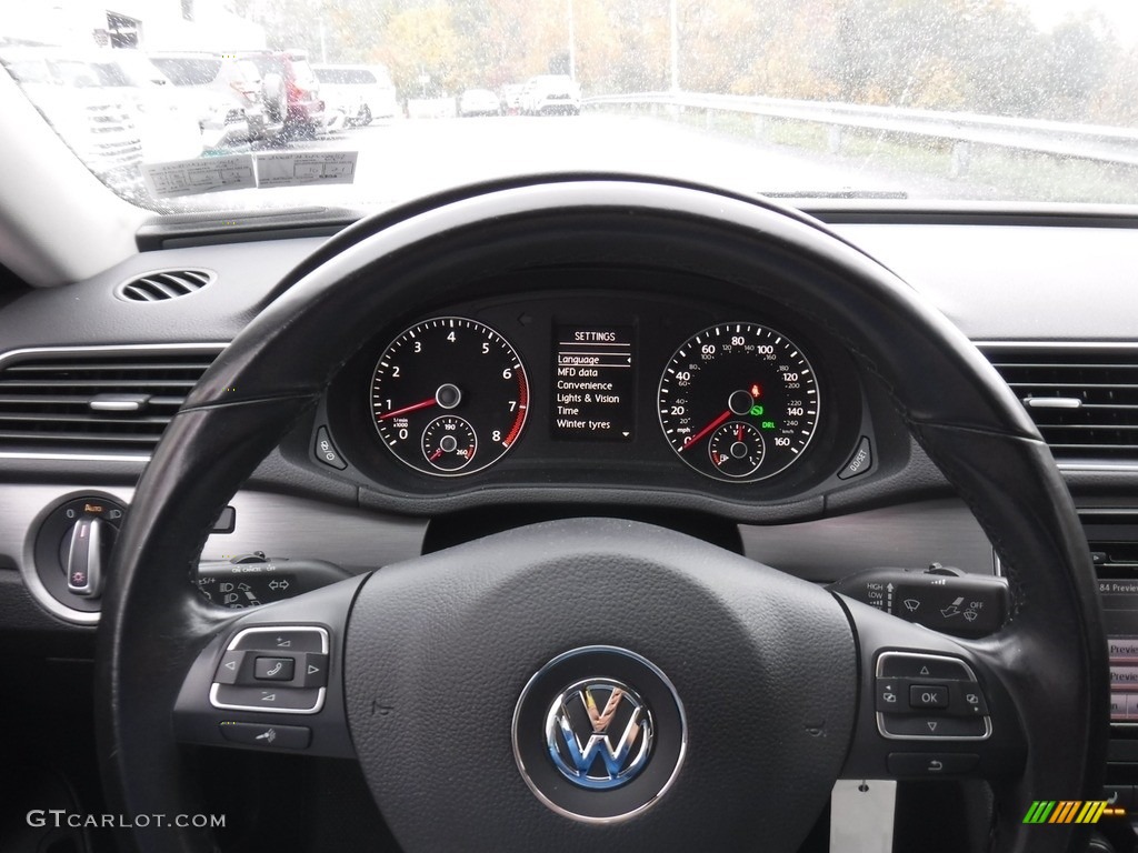 2015 Volkswagen Passat SE Sedan Gauges Photo #139862101