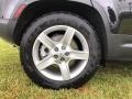 2020 Land Rover Defender 110 SE Wheel and Tire Photo