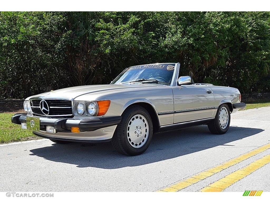 Smoke Silver Metallic 1986 Mercedes-Benz SL Class 560 SL Roadster Exterior Photo #139864993