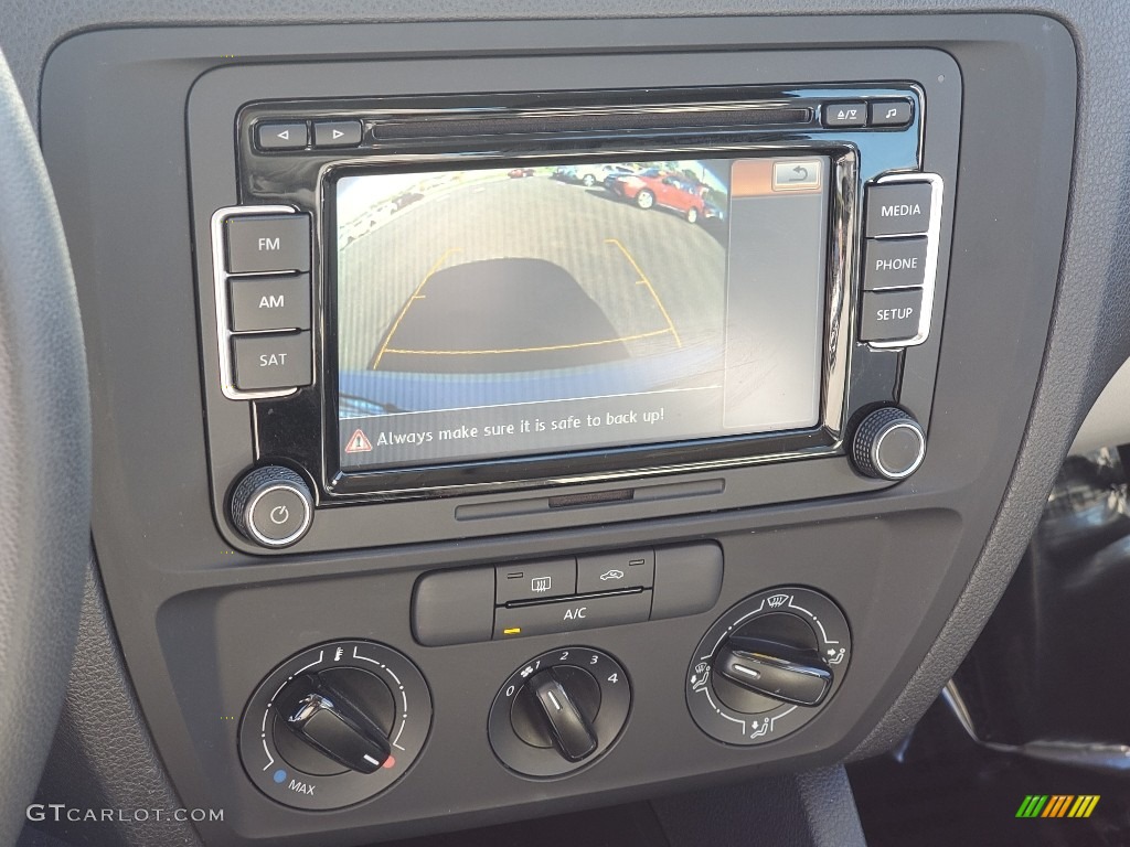 2015 Volkswagen Jetta S Sedan Controls Photo #139868164