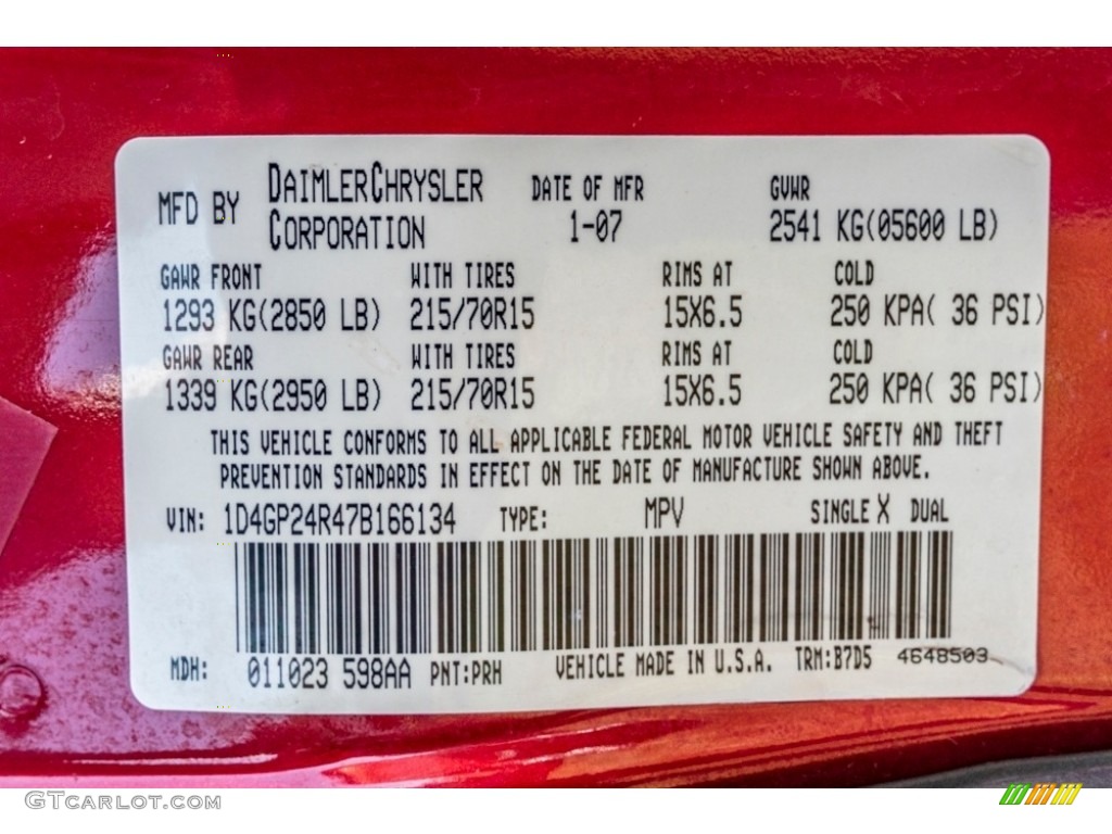 2007 Grand Caravan SE - Inferno Red Crystal Pearl / Medium Slate Gray photo #38