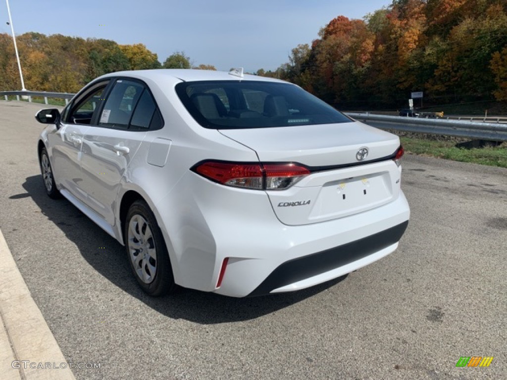 2021 Corolla LE - Super White / Black photo #2