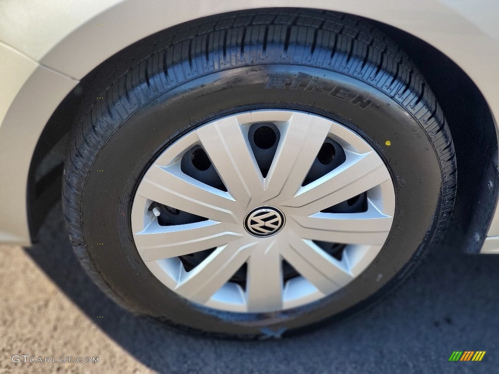 2015 Volkswagen Jetta S Sedan Wheel Photos