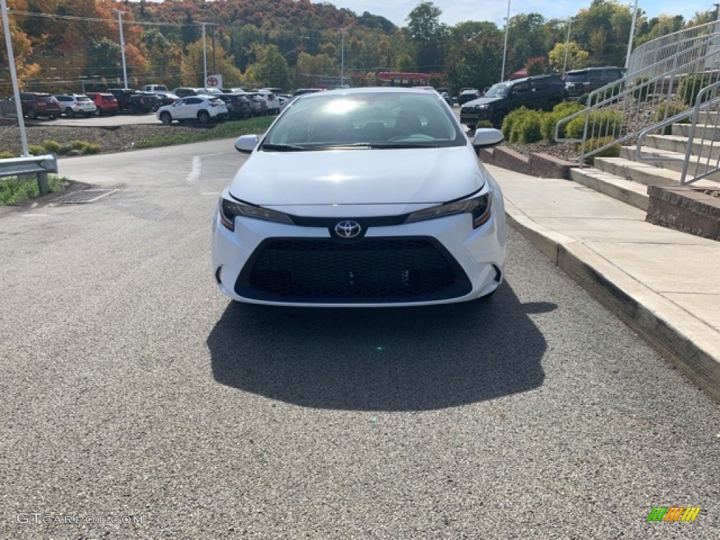 2021 Corolla LE - Super White / Black photo #28