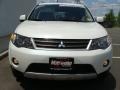 Diamond White Pearl - Outlander XLS 4WD Photo No. 2