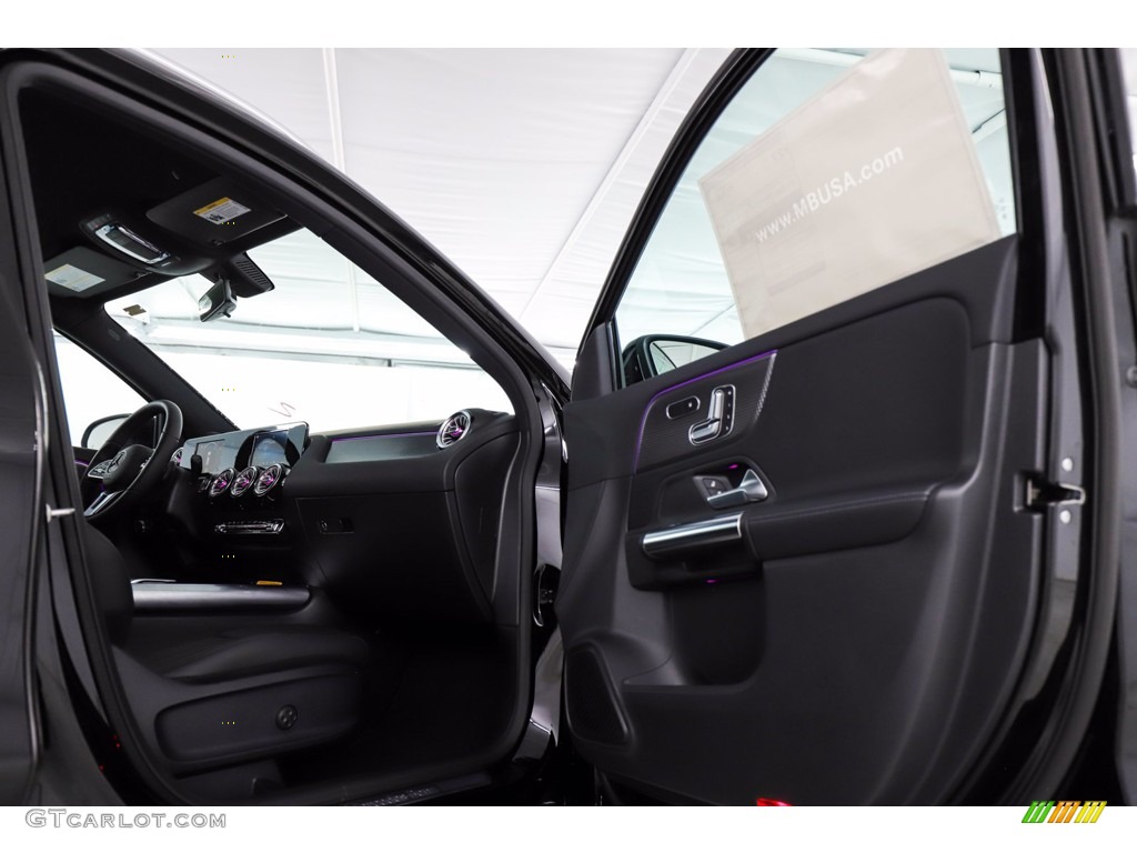 2021 Mercedes-Benz GLA 250 4Matic Door Panel Photos