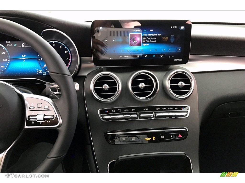 2021 Mercedes-Benz GLC 300 Controls Photo #139877656