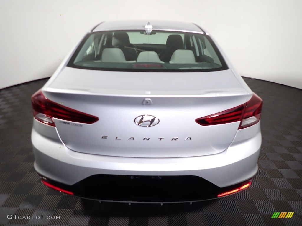 2019 Elantra Value Edition - Symphony Silver / Gray photo #11