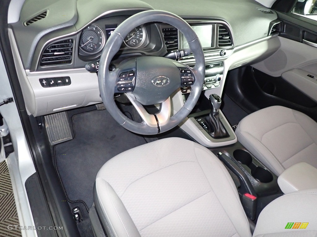 2019 Elantra Value Edition - Symphony Silver / Gray photo #18