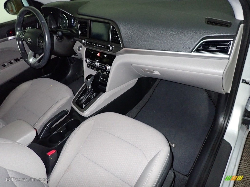 2019 Elantra Value Edition - Symphony Silver / Gray photo #26