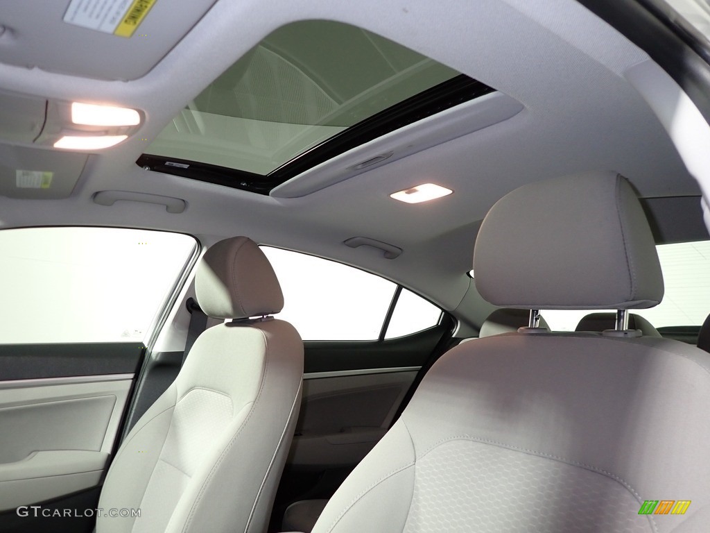 2019 Elantra Value Edition - Symphony Silver / Gray photo #31