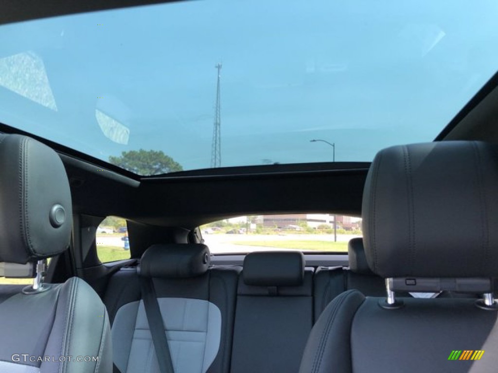 2020 Land Rover Range Rover Evoque First Edition Sunroof Photo #139881435
