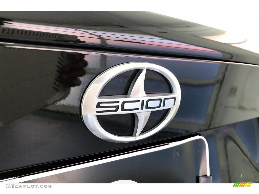 2013 Scion FR-S Sport Coupe Marks and Logos Photos