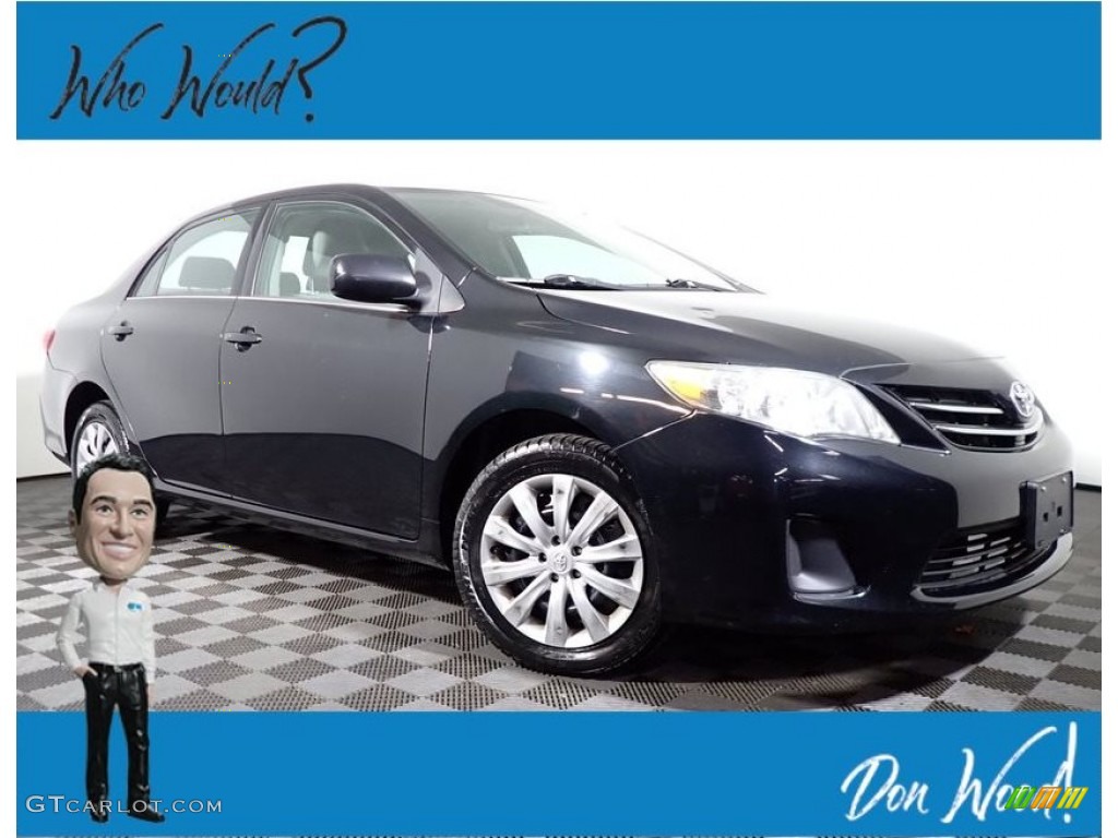 2013 Corolla LE - Black Currant Metallic / Ash photo #1