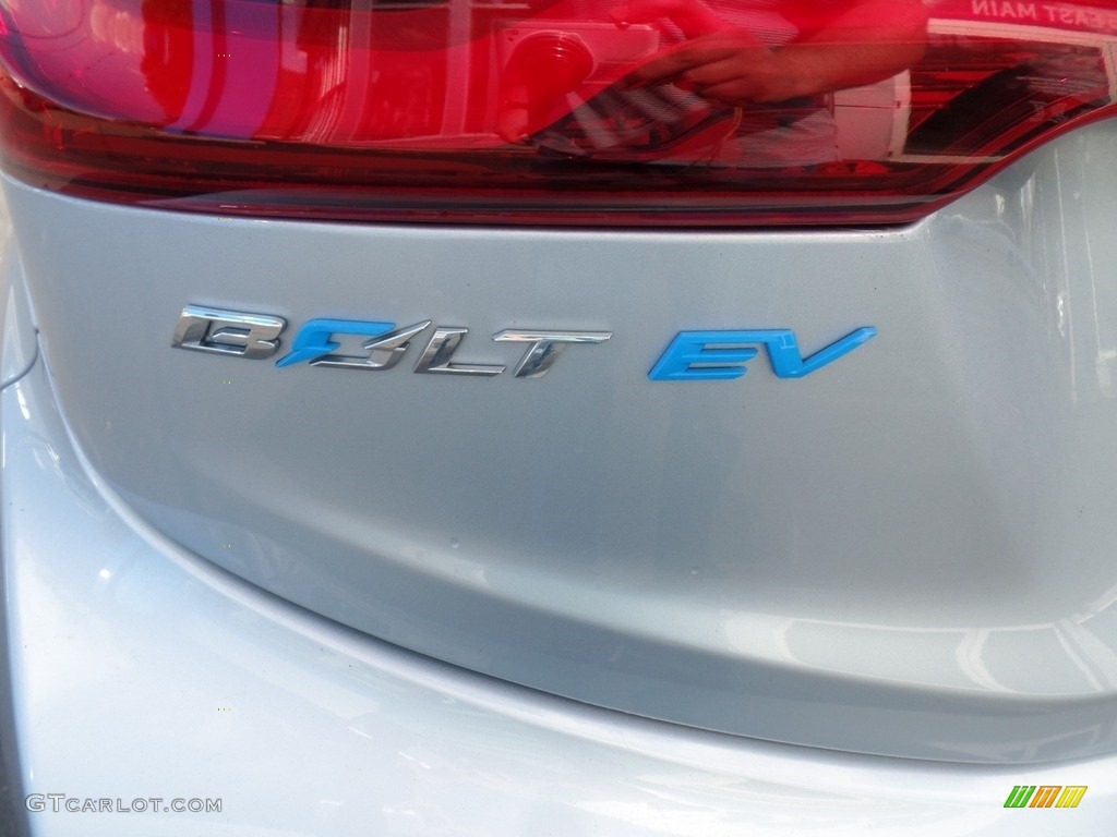 2017 Chevrolet Bolt EV LT Marks and Logos Photos