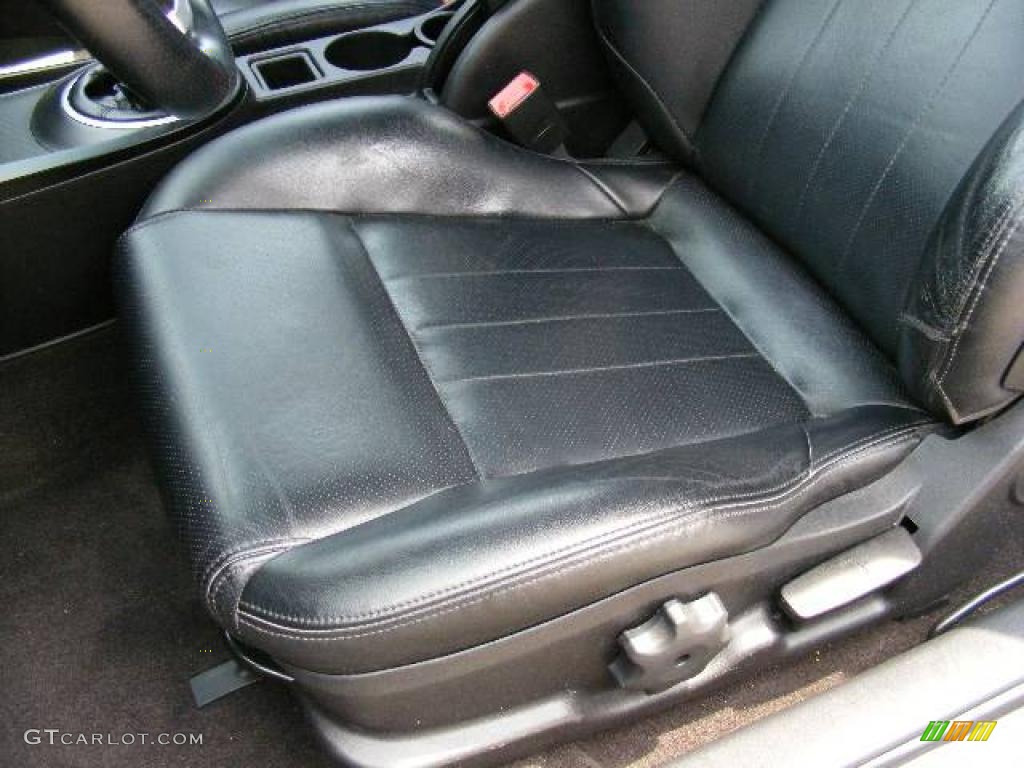 2004 Tiburon GT - Jet Black / Black photo #10
