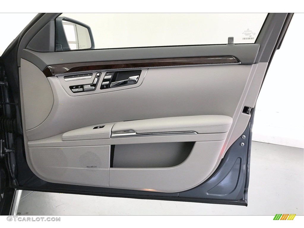 2011 S 550 Sedan - Flint Grey Metallic / Grey/Dark Grey photo #27