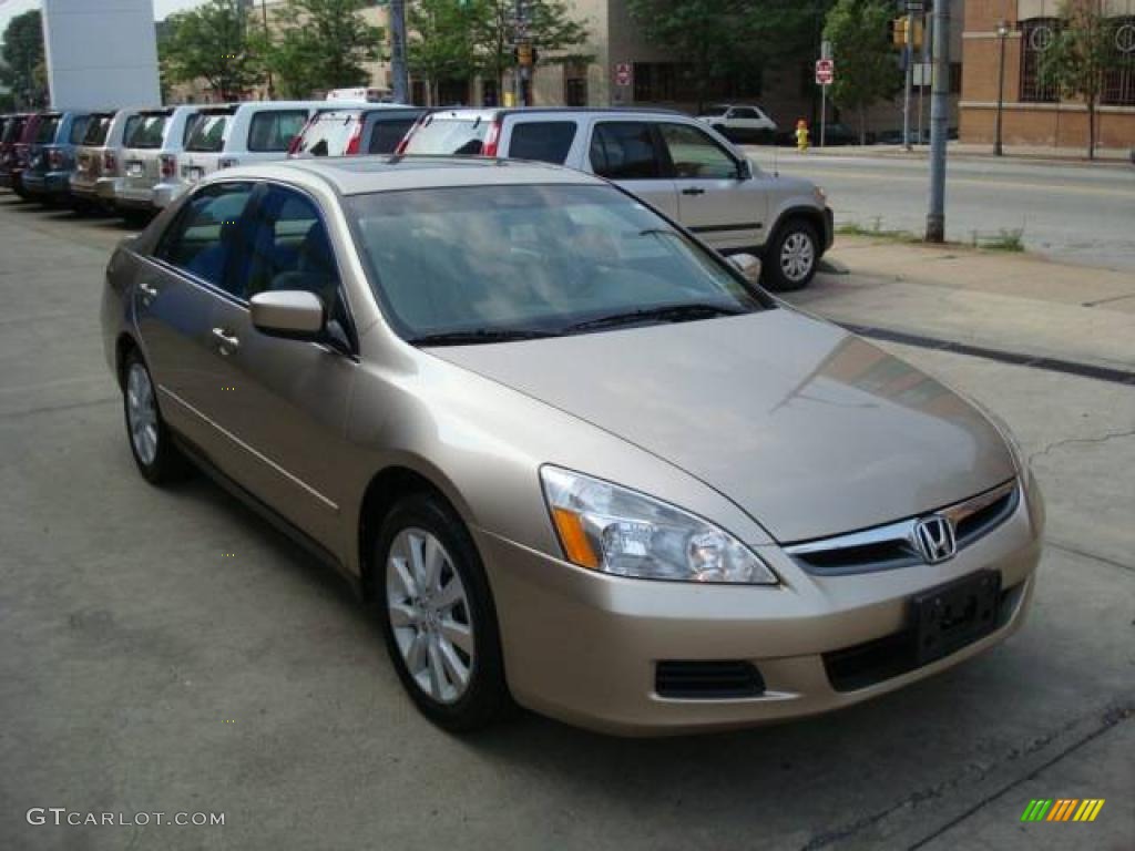 2006 Accord LX V6 Sedan - Desert Mist Metallic / Ivory photo #6