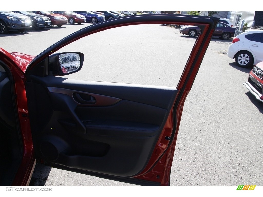 2019 Rogue Sport S AWD - Scarlet Ember Tintcoat / Charcoal photo #16