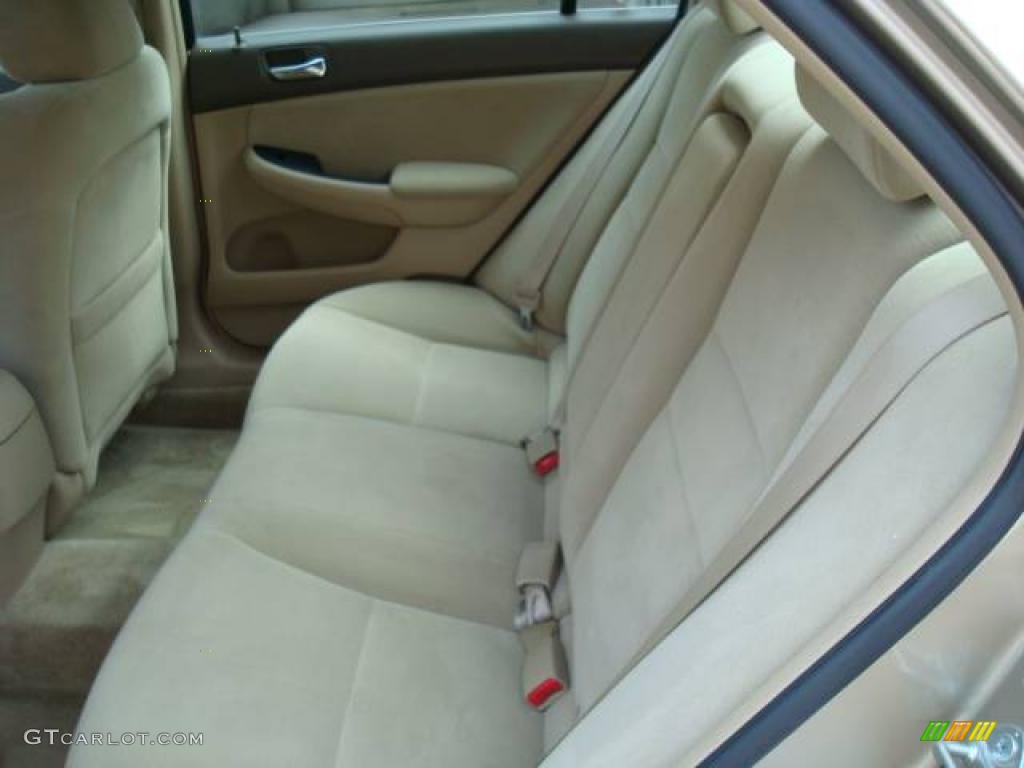 2006 Accord LX V6 Sedan - Desert Mist Metallic / Ivory photo #11
