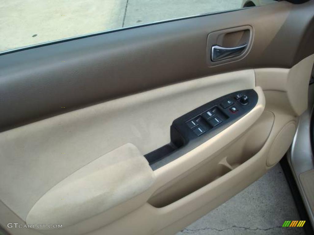 2006 Accord LX V6 Sedan - Desert Mist Metallic / Ivory photo #14