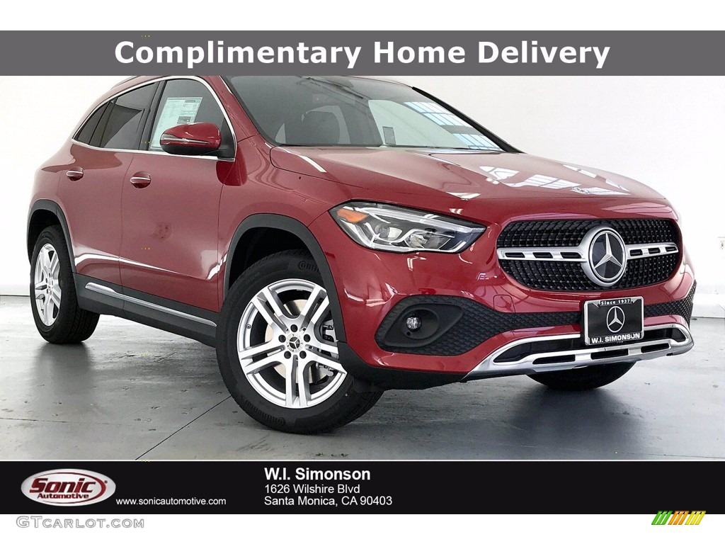 2021 GLA 250 4Matic - Patagonia Red Metallic / Black photo #1