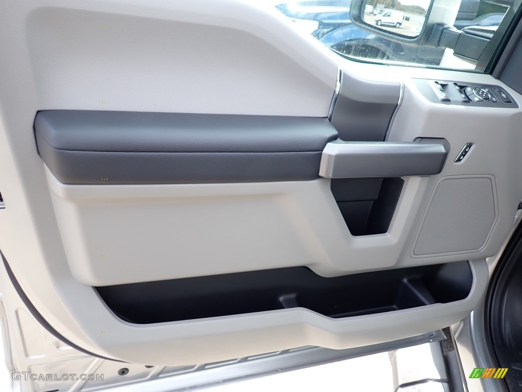 2020 F250 Super Duty XLT Crew Cab 4x4 - Iconic Silver / Medium Earth Gray photo #10