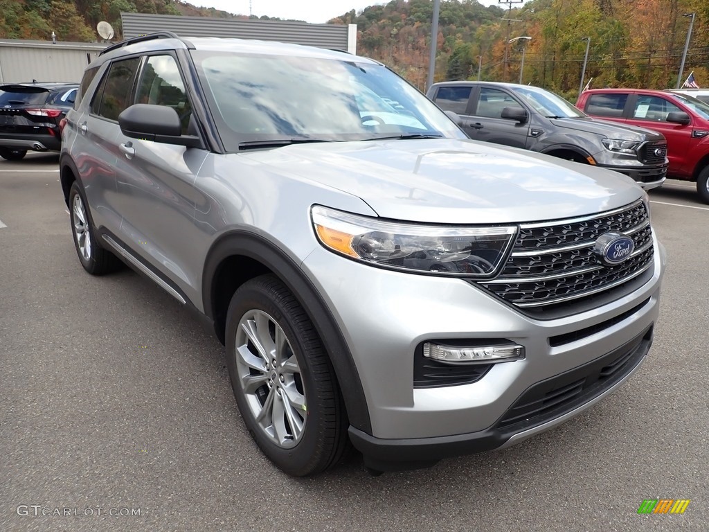 Iconic Silver Metallic 2021 Ford Explorer XLT 4WD Exterior Photo #139889109