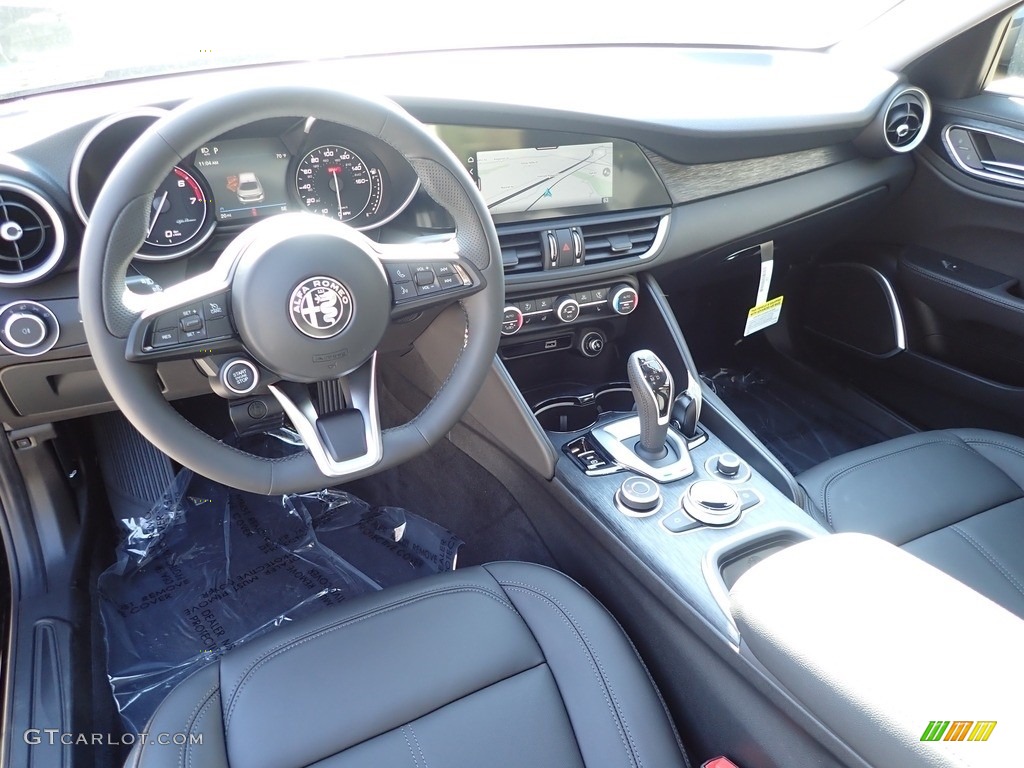 2020 Alfa Romeo Giulia Sport AWD Interior Color Photos