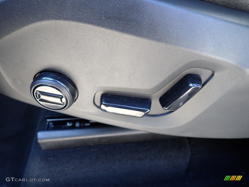 2020 XC90 T6 AWD Momentum - Pebble Gray Metallic / Charcoal photo #18