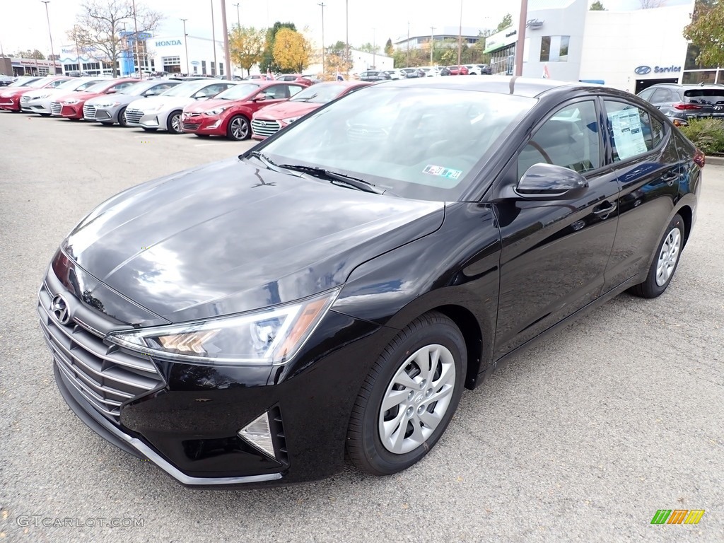 Phantom Black 2020 Hyundai Elantra SE Exterior Photo #139894977