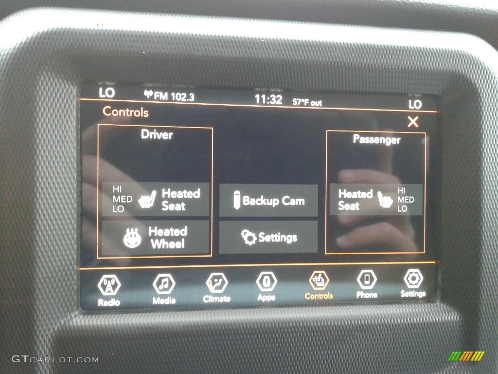 2021 Jeep Wrangler Unlimited Rubicon 4x4 Controls Photo #139895010