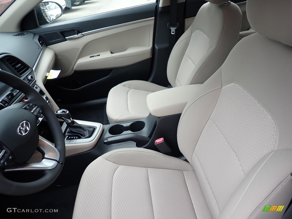 2020 Hyundai Elantra SE Front Seat Photo #139895121