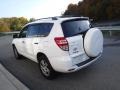 Super White - RAV4 I4 4WD Photo No. 10