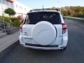 Super White - RAV4 I4 4WD Photo No. 11
