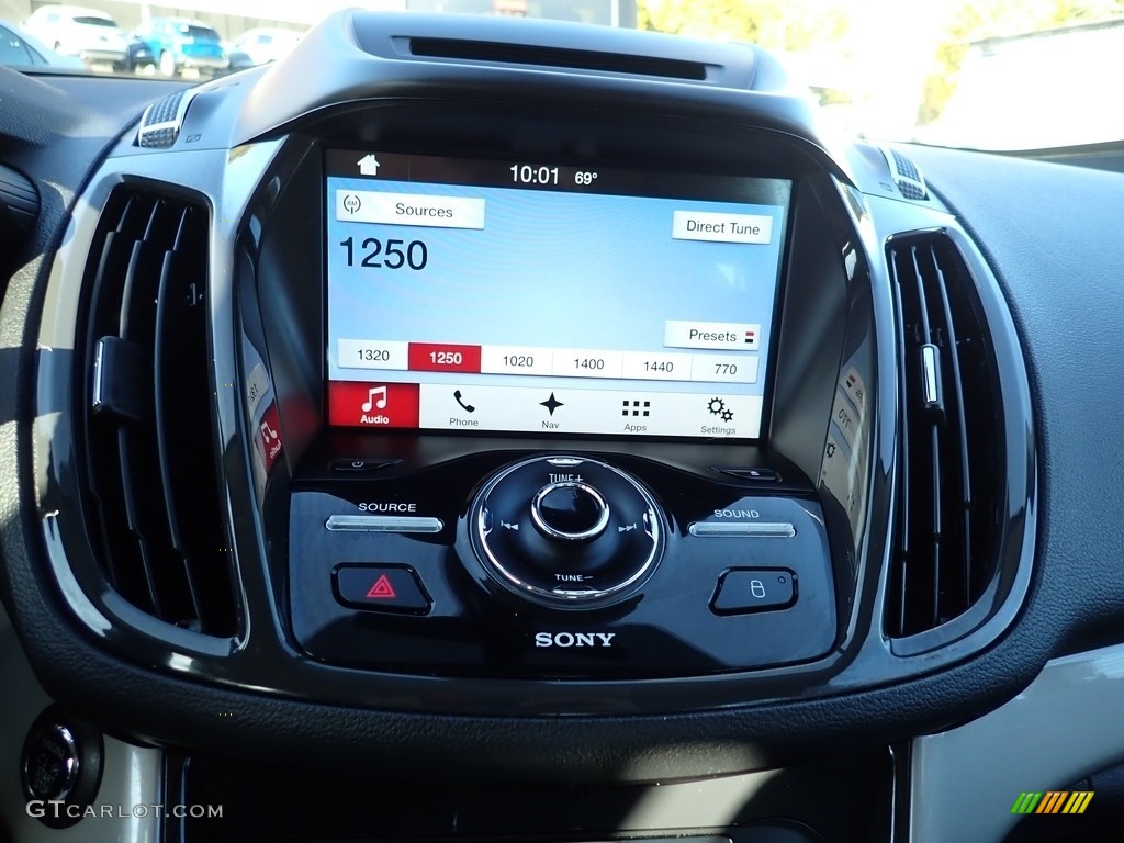 2016 Ford C-Max Energi Controls Photo #139896759