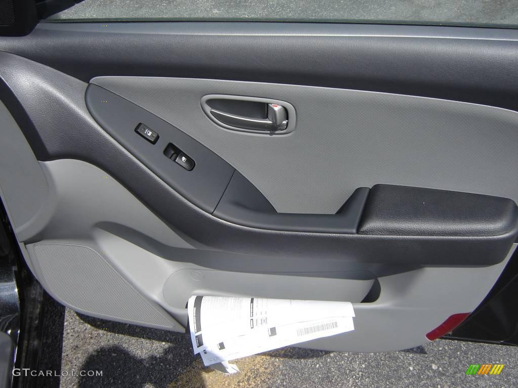 2009 Elantra SE Sedan - Black Pearl / Gray photo #13