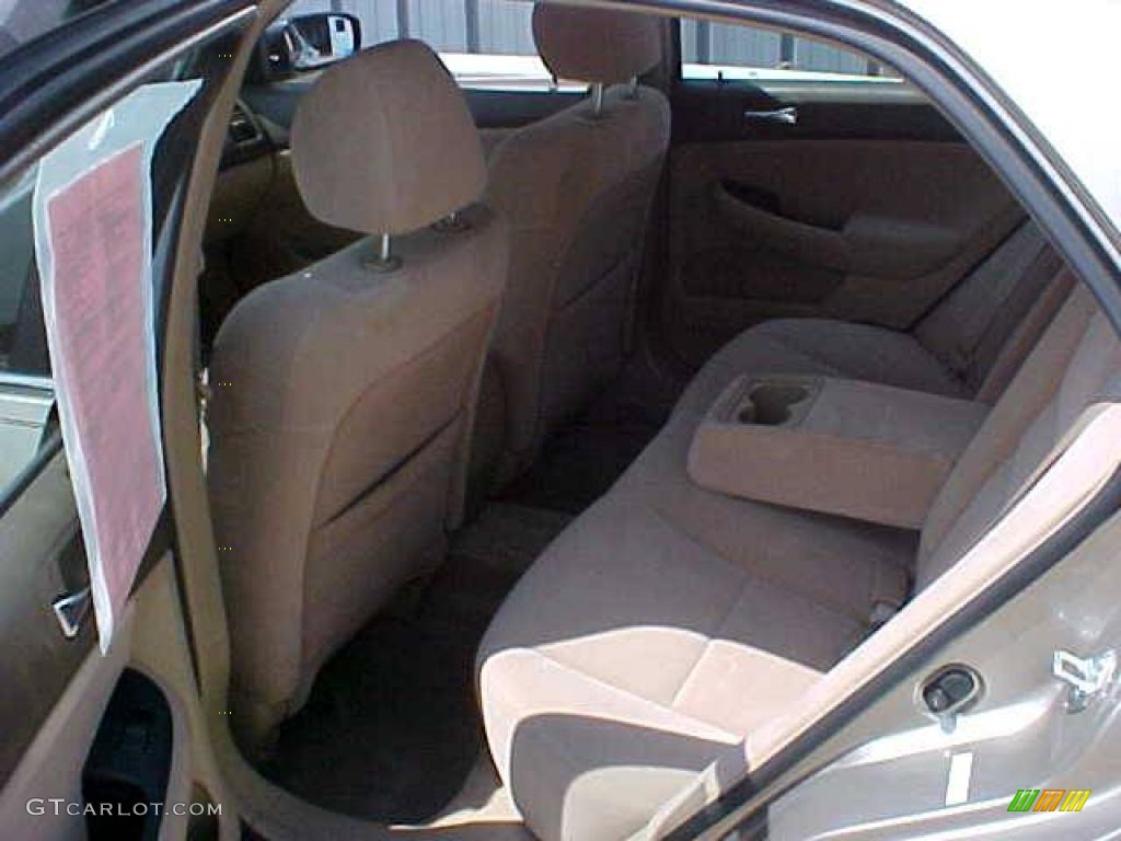 2006 Accord LX Sedan - Desert Mist Metallic / Ivory photo #7
