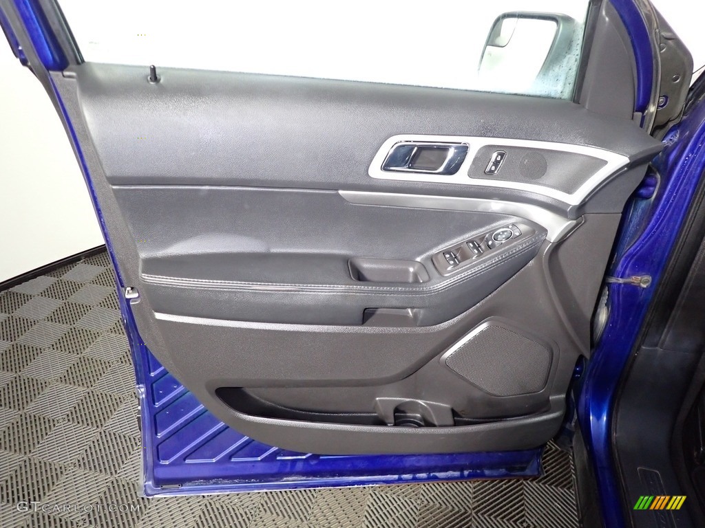 2013 Explorer XLT 4WD - Deep Impact Blue Metallic / Charcoal Black photo #17