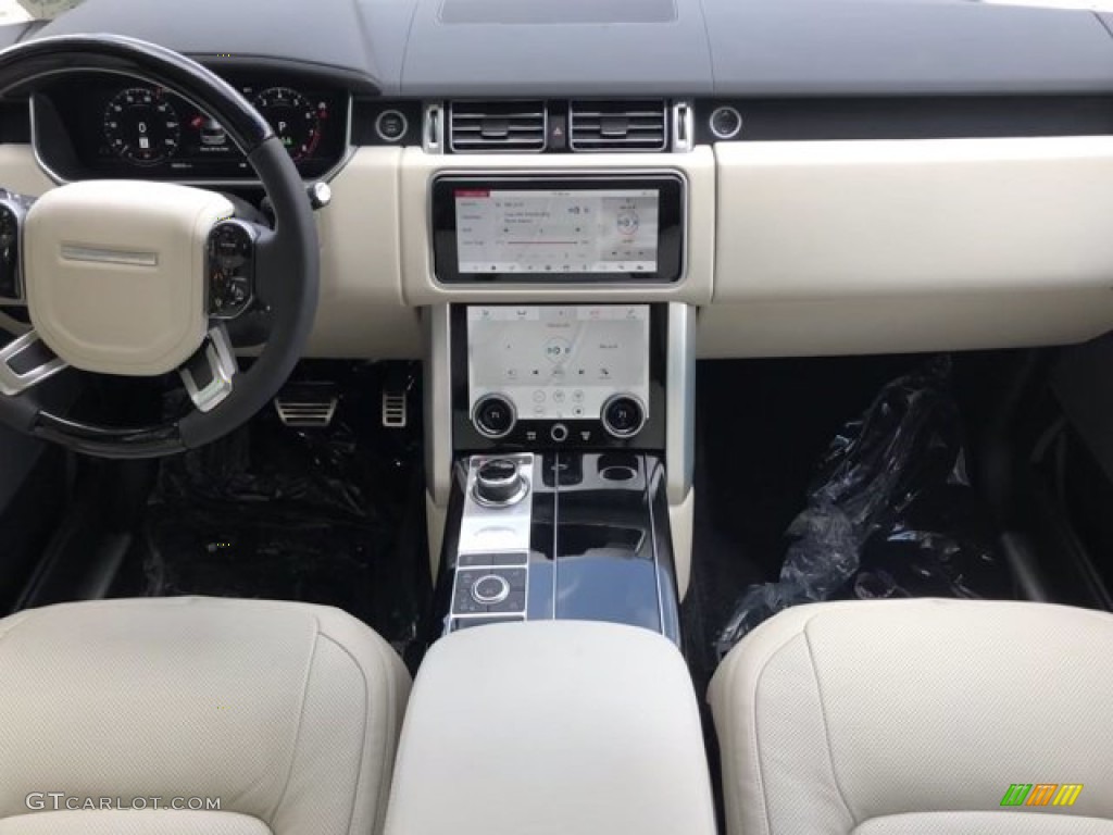 2021 Land Rover Range Rover Westminster Ebony/Ivory Dashboard Photo #139901264