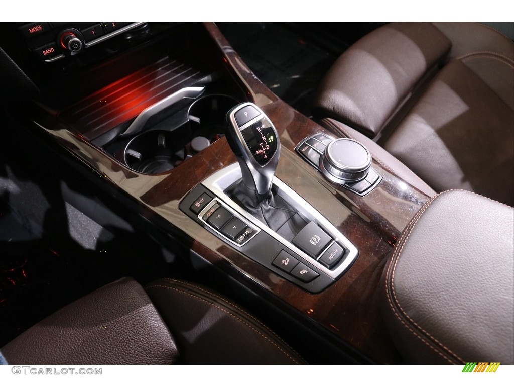 2017 BMW X3 xDrive28i Transmission Photos