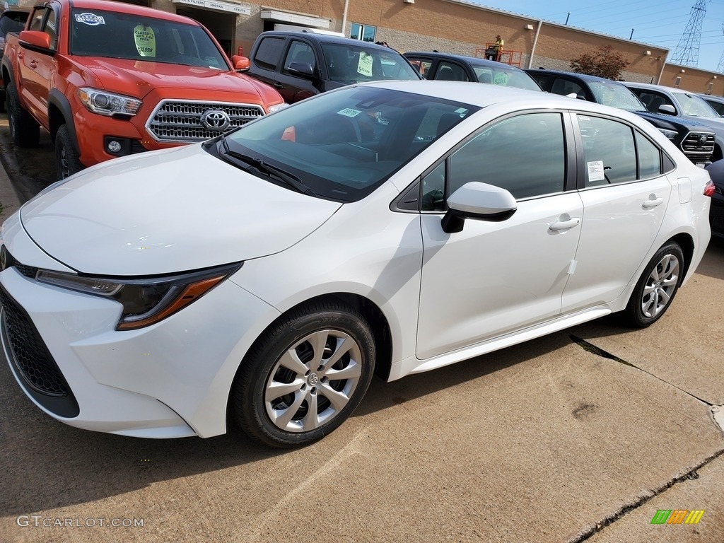 2021 Corolla LE - Super White / Black photo #1