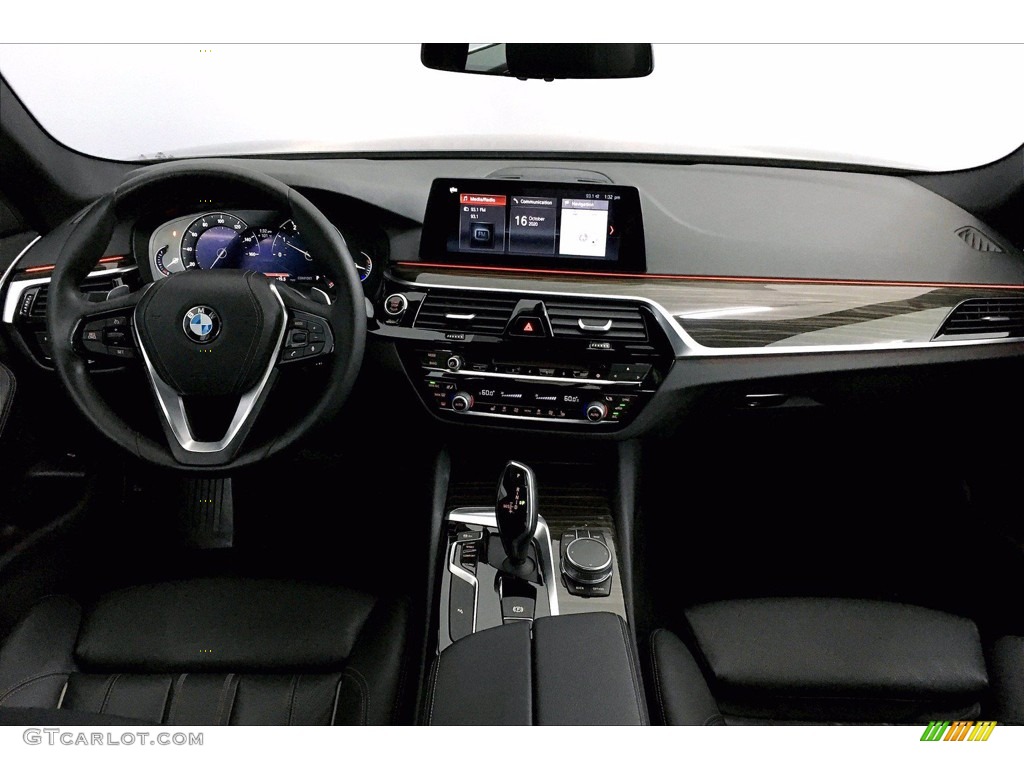 2017 5 Series 530i Sedan - Jet Black / Black photo #15