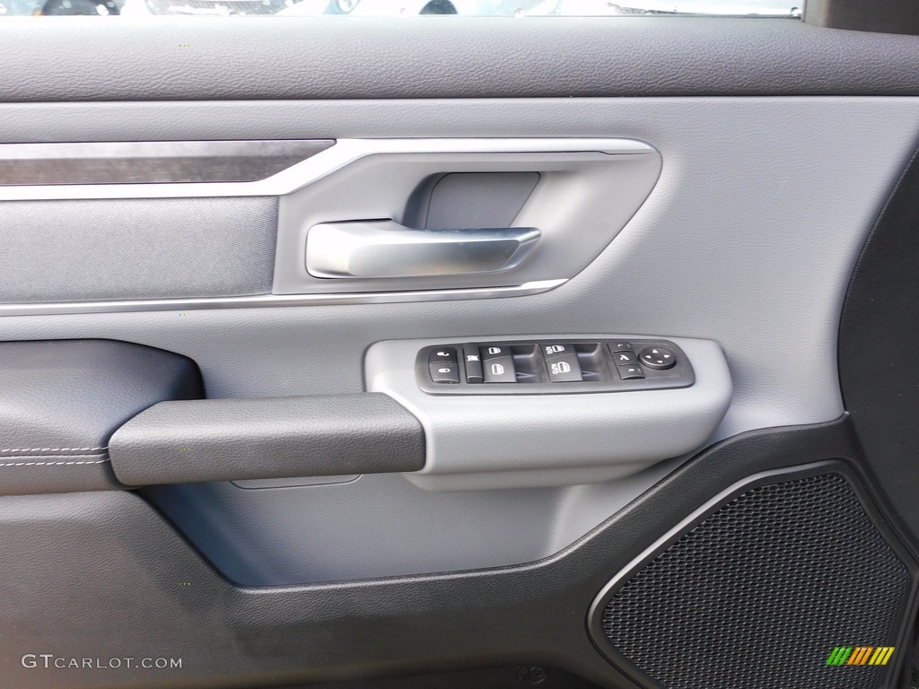 2021 Ram 1500 Big Horn Crew Cab 4x4 Diesel Gray/Black Door Panel Photo #139906736