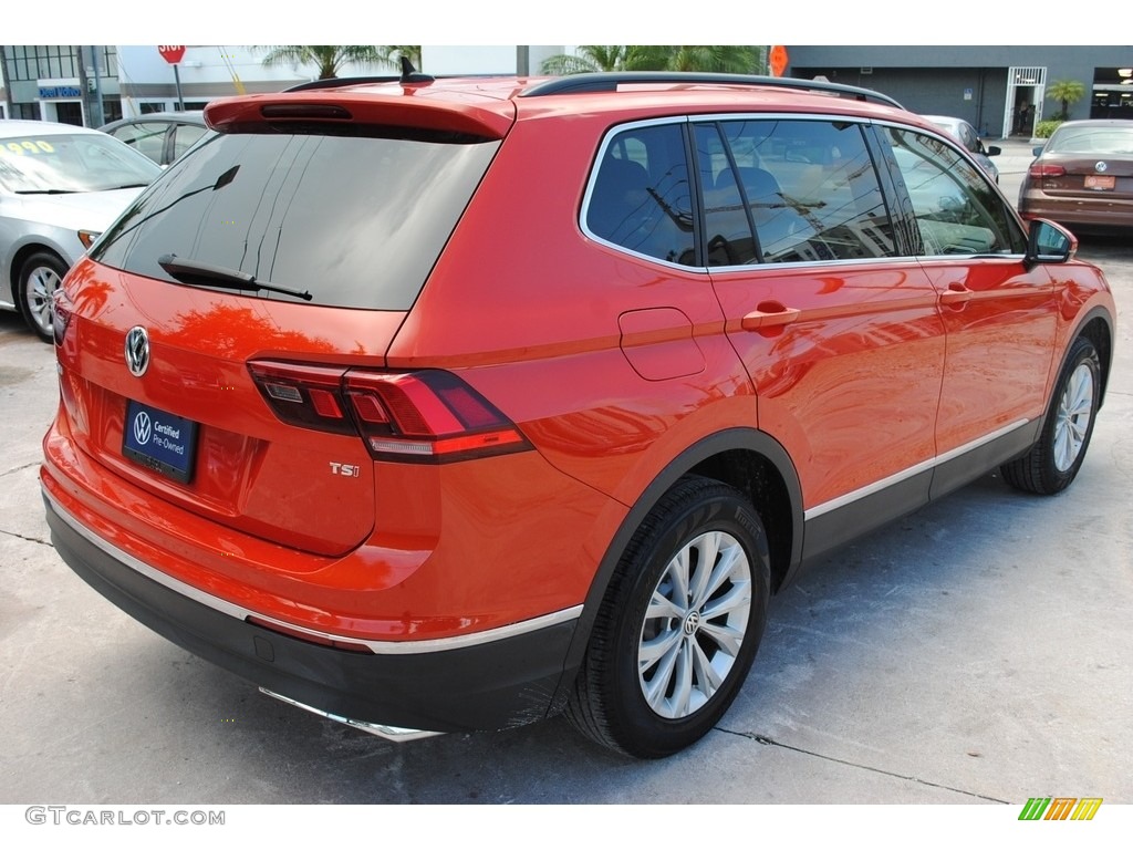 Habanero Orange Metallic 2018 Volkswagen Tiguan SE Exterior Photo #139907474