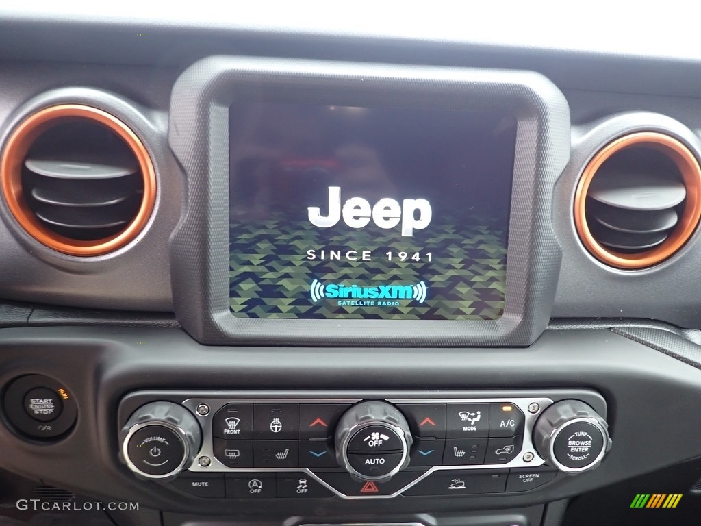 2021 Jeep Gladiator Mojave 4x4 Controls Photo #139908338